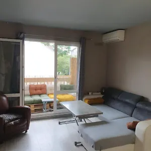 Studio Meublé Avec Balcon Apartamento